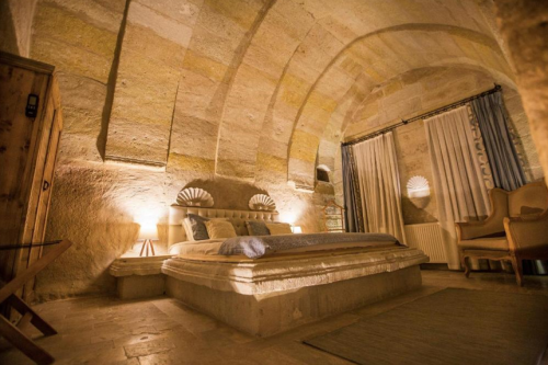 Kapadokya'da Azure Cave Hotel